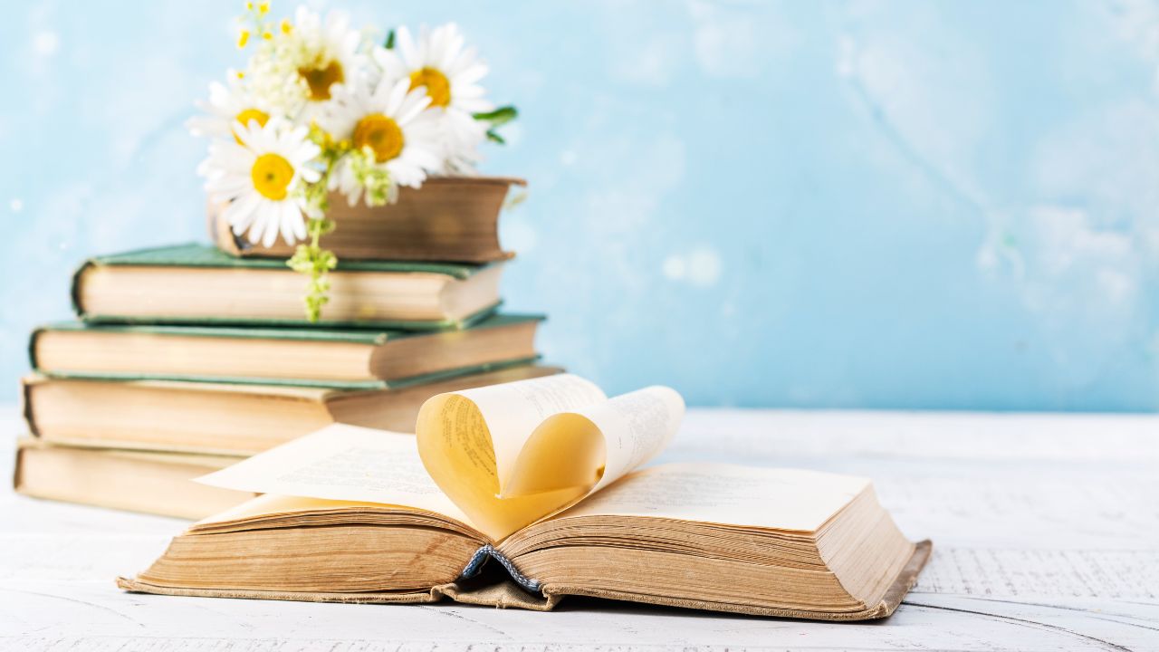QUALI SONO I GENERI LETTERARI SU CUI SI PUO' SVILUPPARE LA SCRITTURA DI UN LIBRO TIPI DI GENERI LETTERARI PAROLE CREATIVE