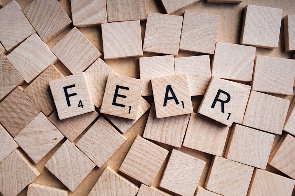 I segreti per scrivere un horror originale fear 2019930 1280
